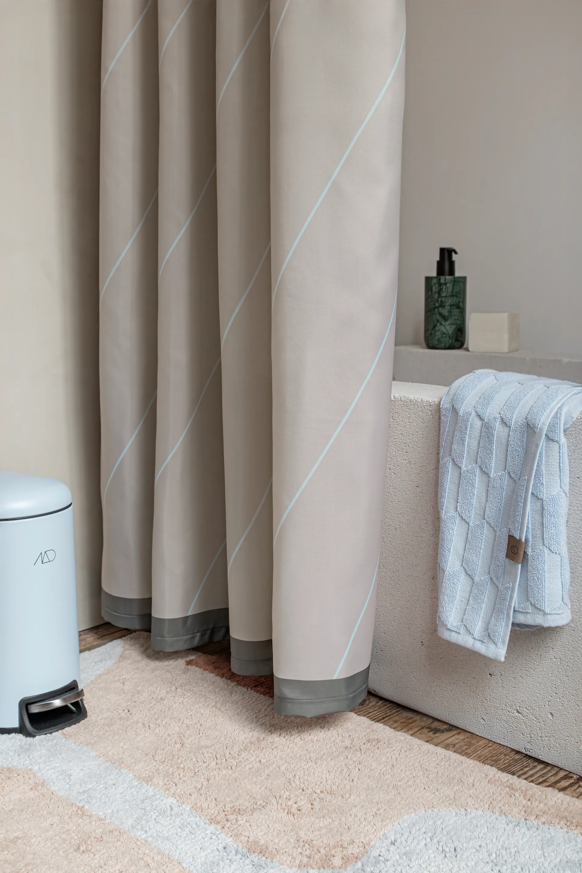 Subtle κουρτίνα μπάνιου 150x200 εκ., Μέντα Mette Ditmer