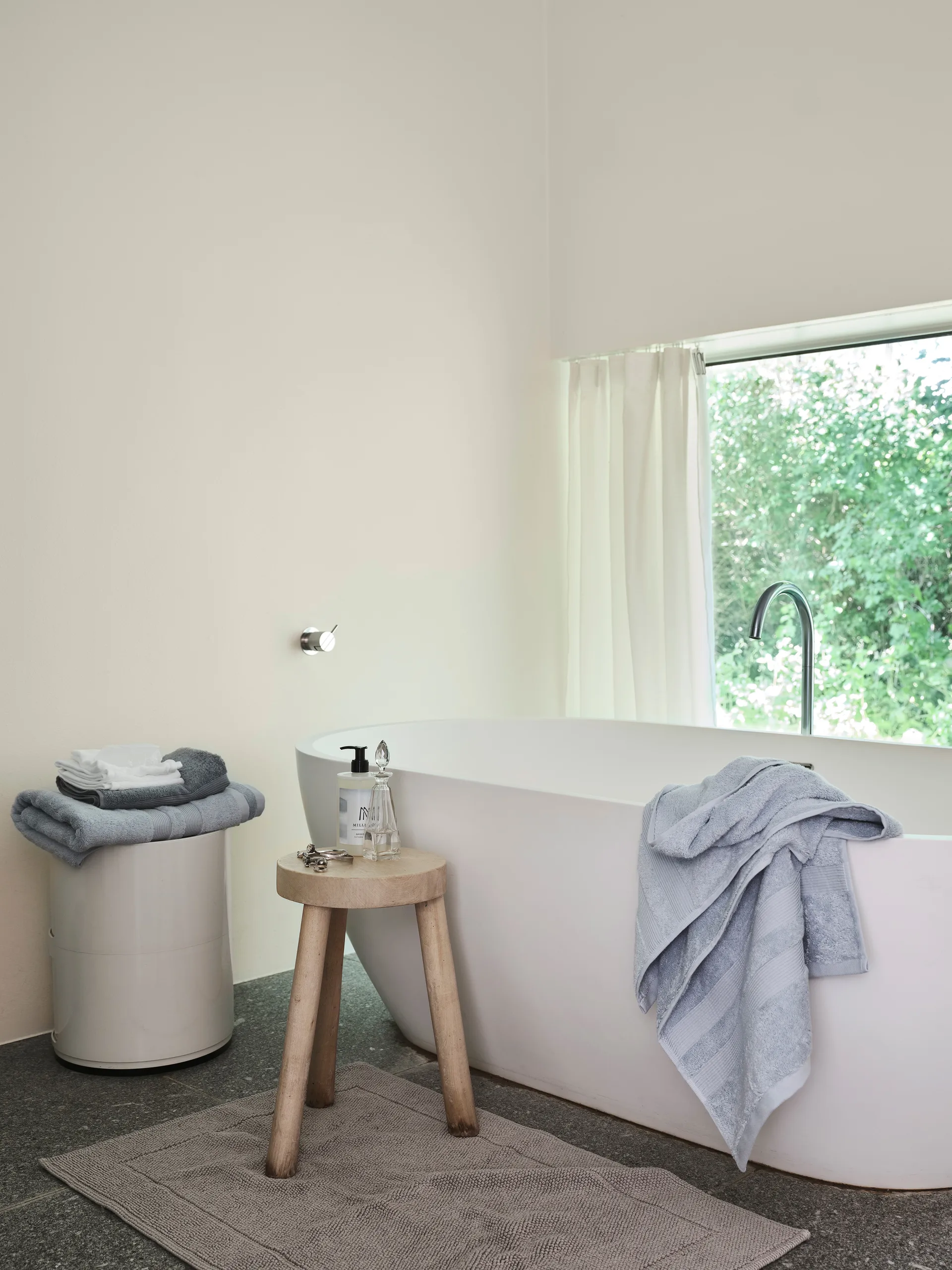 Fontana towel EKO, Γαλάζιο του πάγου, 30x50 εκ Mille Notti