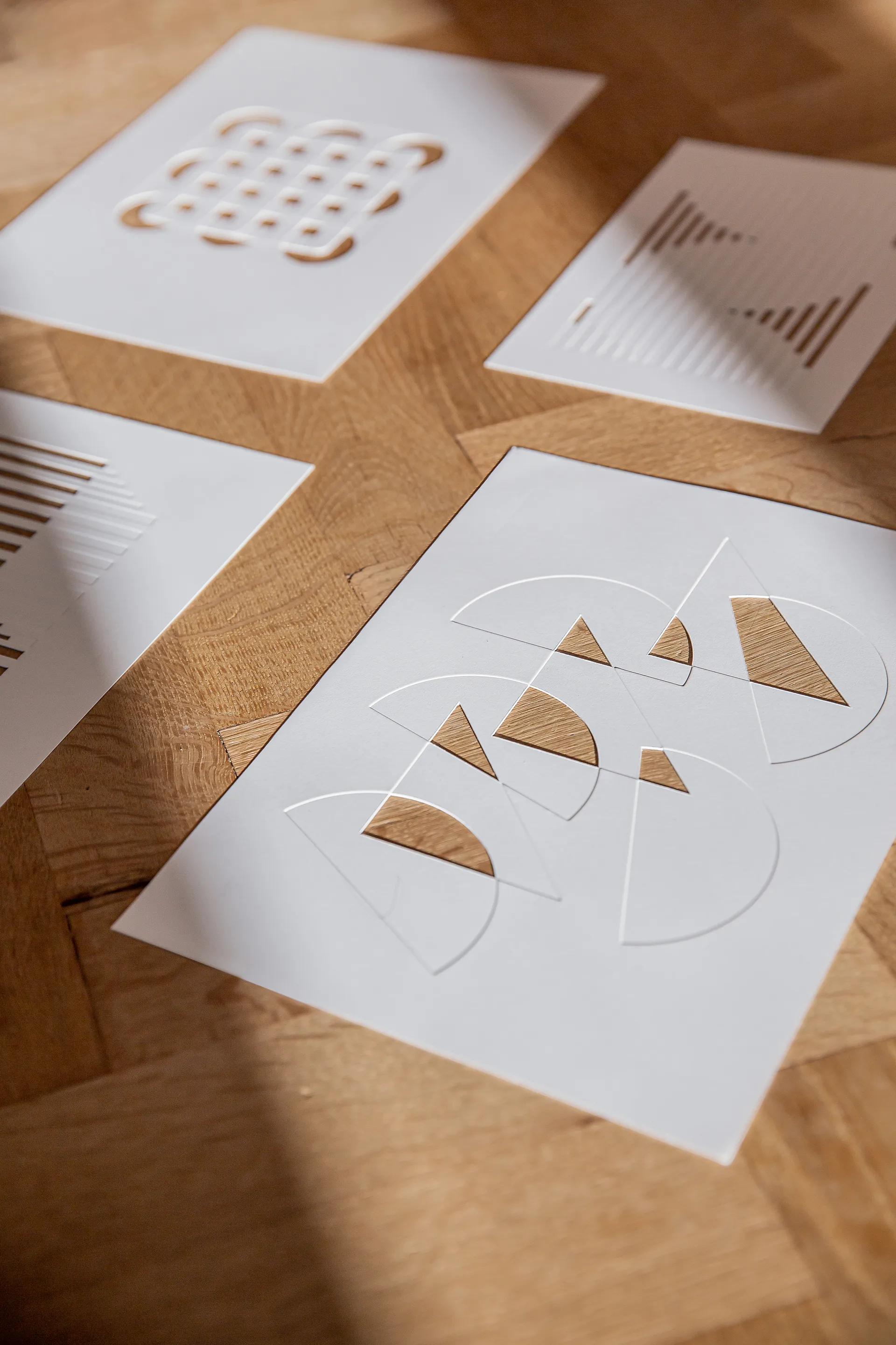 Ανάγλυφο έργο τέχνης half moons & triangles 21x29.7 cm, Offwhite MOEBE