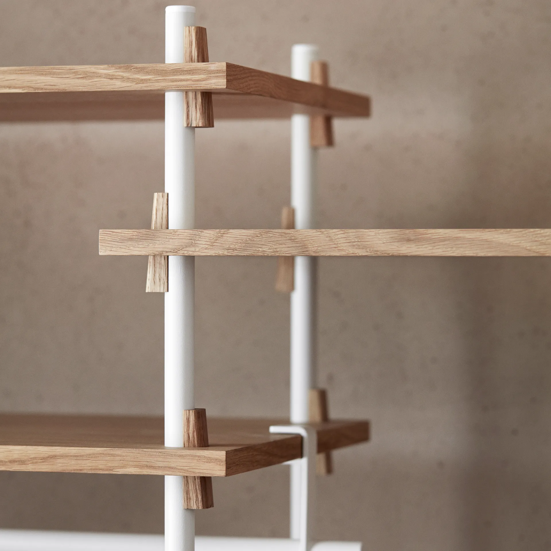 Moebe πόδι επίπλου 115 cm Συσκευασία 2 τεμαχίων, Λευκό MOEBE