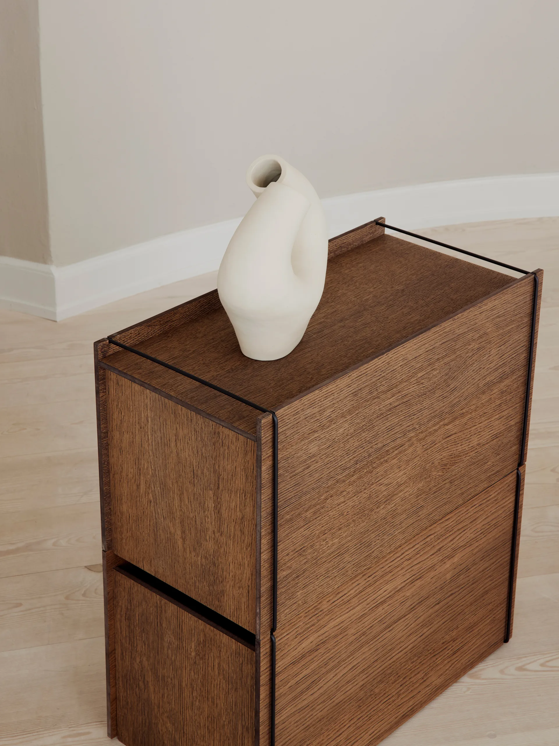 Κουτί αποθήκευσης Moebe, Smoked oak-black MOEBE