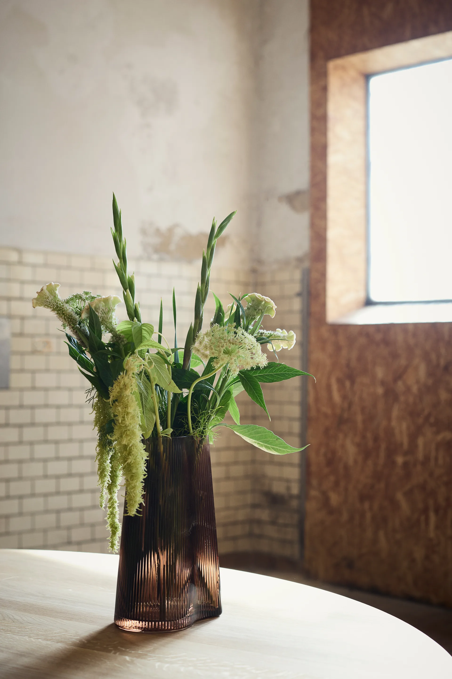 Ripe βάζο, Smoked brown, 26 εκ. MUUBS