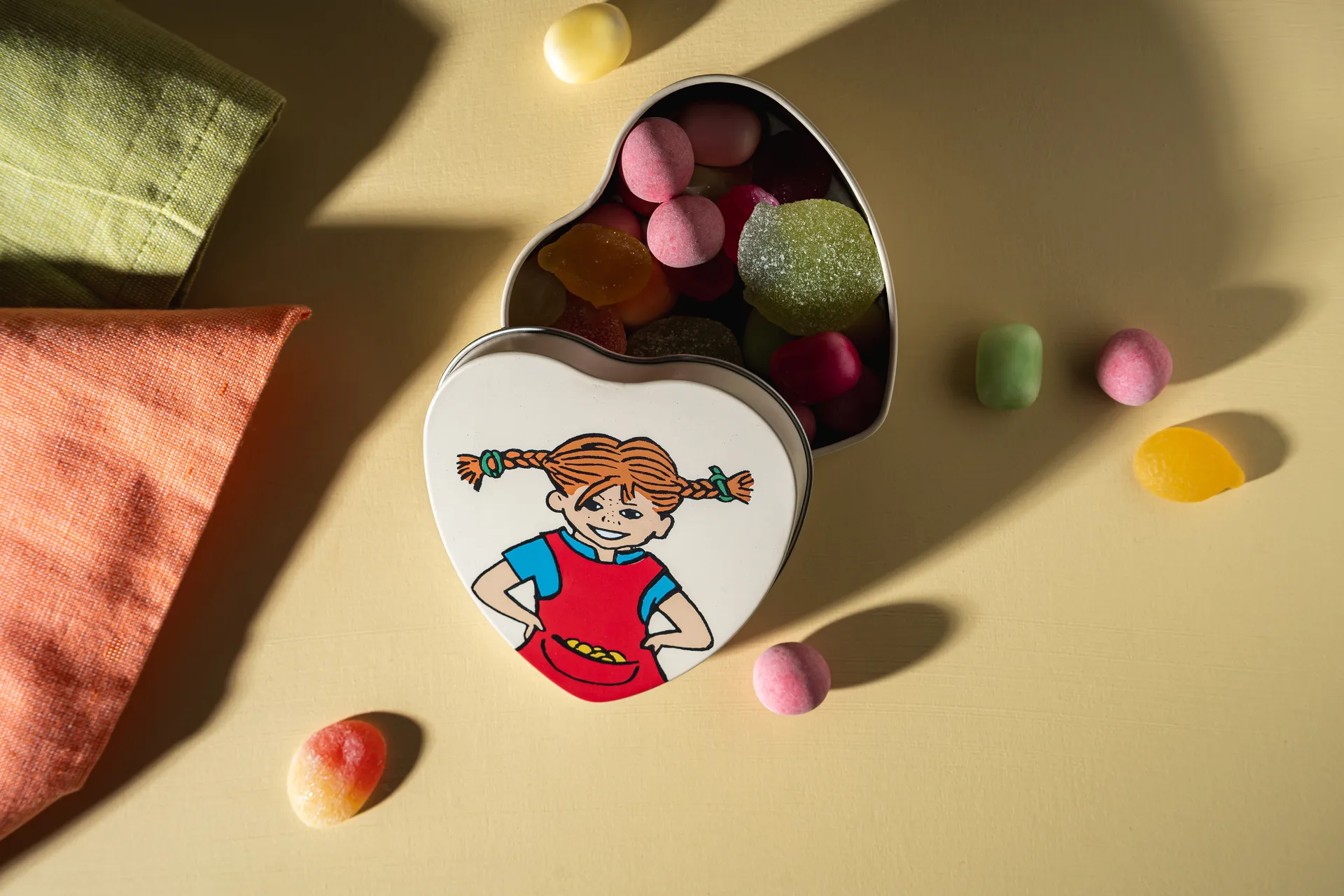 Pippi μεταλλικό κουτί σε σχήμα καρδιάς 4x10 εκ., Be More Pippi Muurla