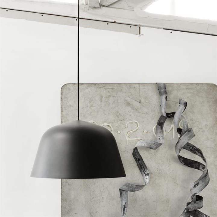 Ambit κρεμαστό φωτιστικό Ø40 cm, μαύρο Muuto