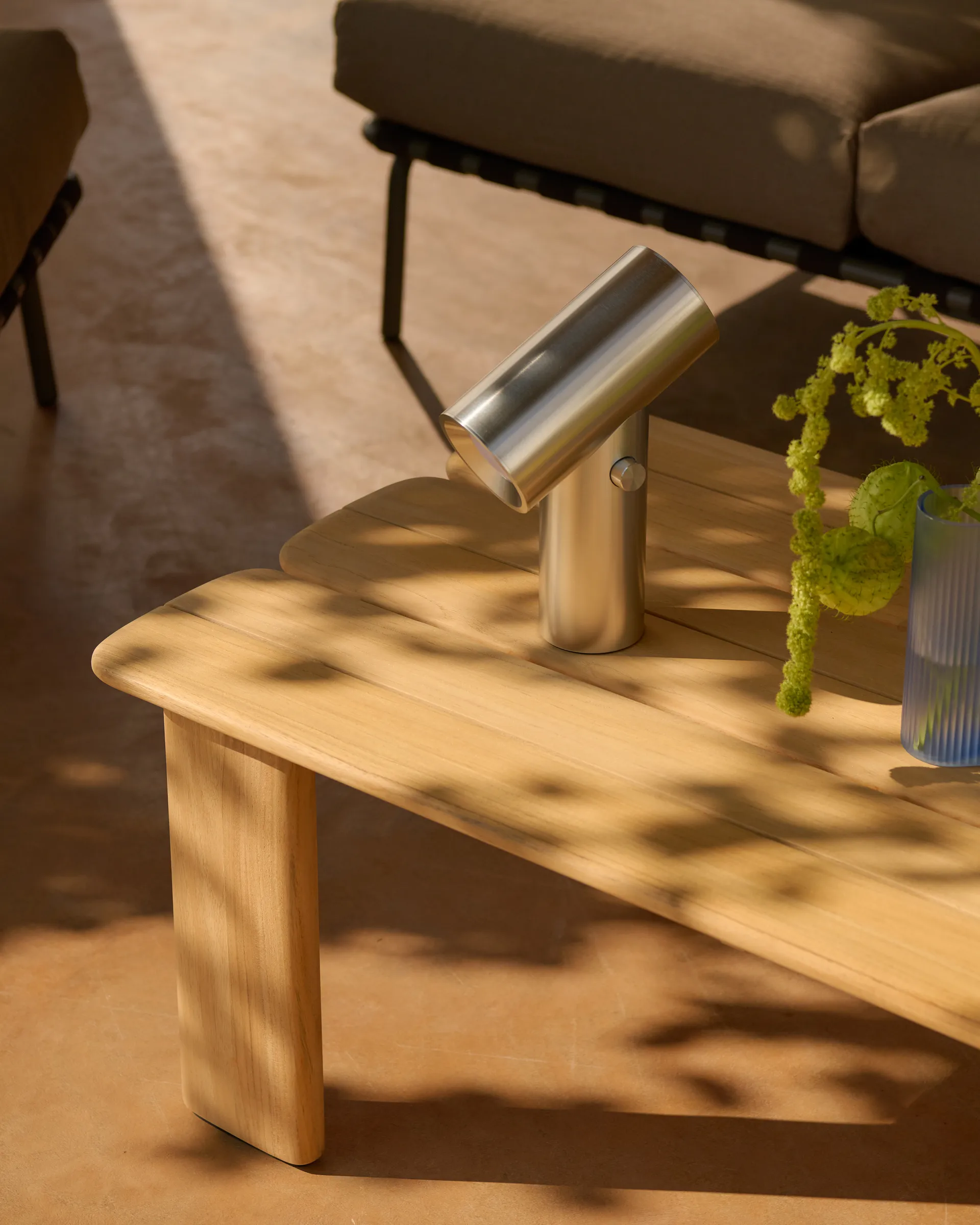 Assemble τραπεζάκι σαλονιού, Teak, 135x55 εκ. Muuto