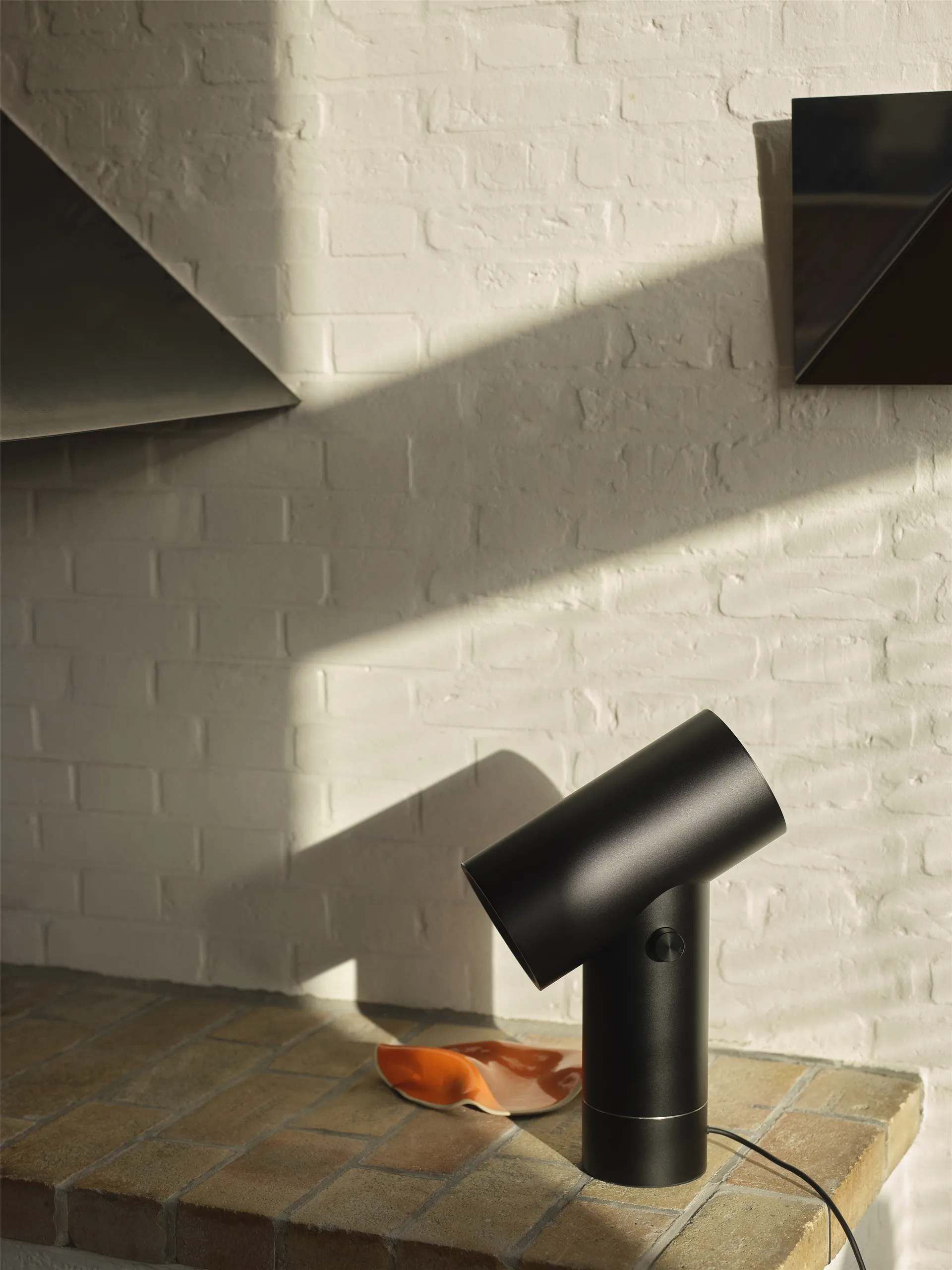 Beam επιτραπέζιο φωτιστικό 45,4 cm, Black Muuto