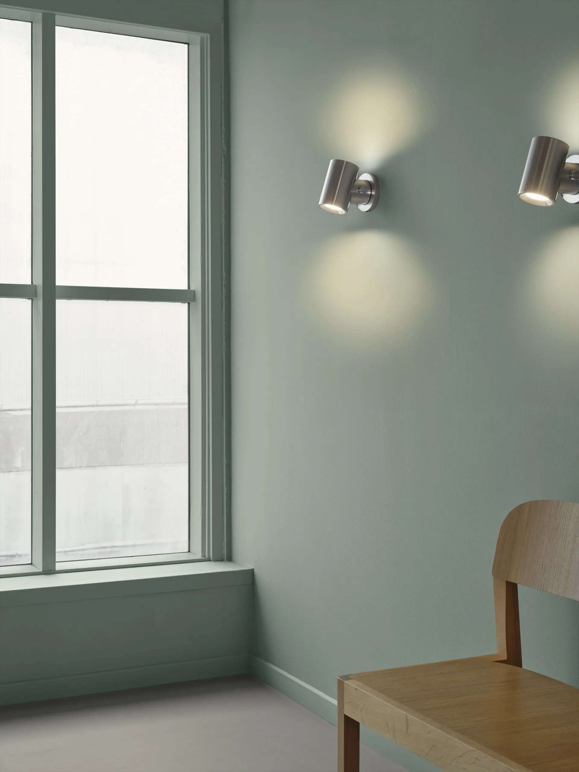 Beam απλίκα τοίχου, Polerad aluminium Muuto