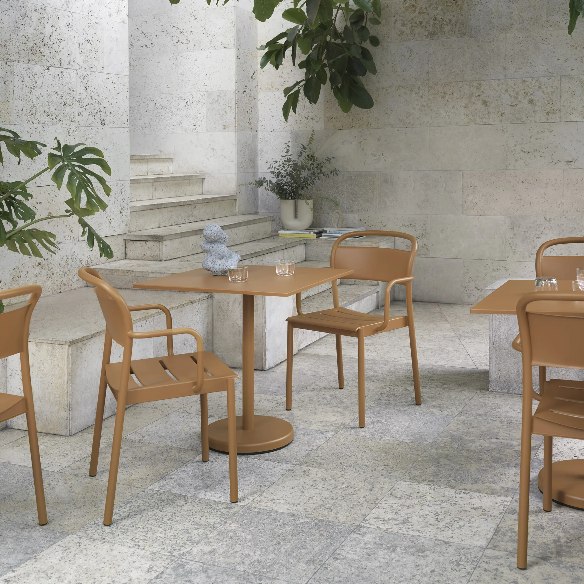 Linear steel πολυθρόνα, Burnt orange Muuto