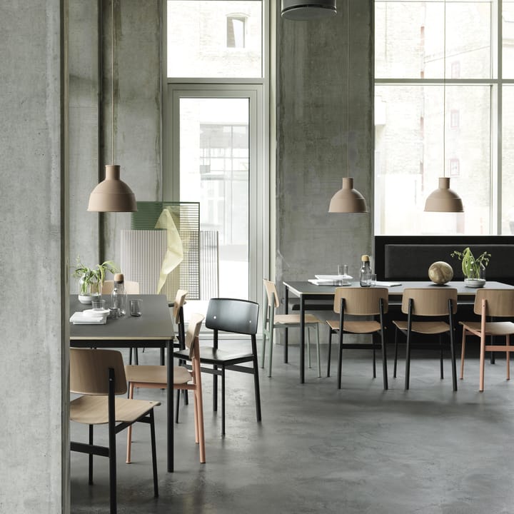 Loft καρέκλα, σκονισμένο πράσινο-δρυς Muuto