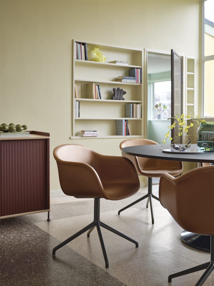 Midst τραπέζι βάθρο Ø160 cm, Black Linoleum-Black Muuto