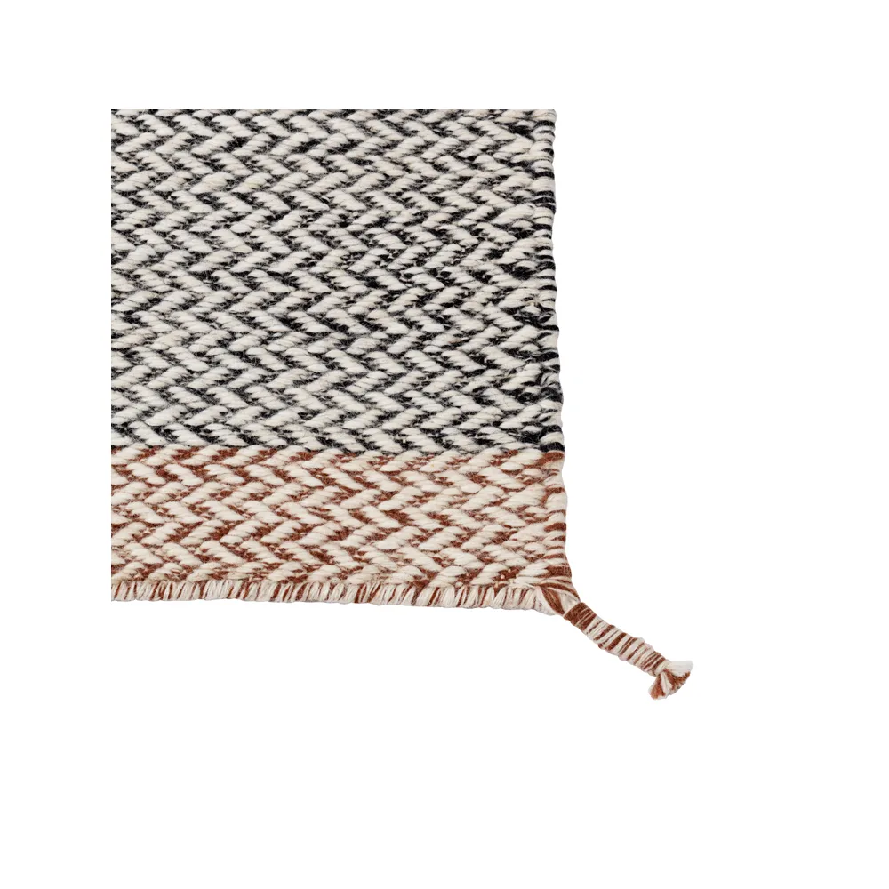 Ply μάλλινο χαλί 270x360 cm, Μαύρο/λευκό Muuto