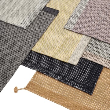 Ply μάλλινο χαλί 80x200 cm - Μαύρο-λευκό - Muuto