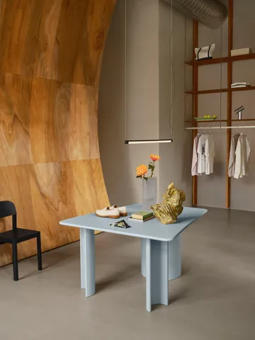 Re-norm τραπεζαρία - Light blue, 130x120 εκ. - Muuto