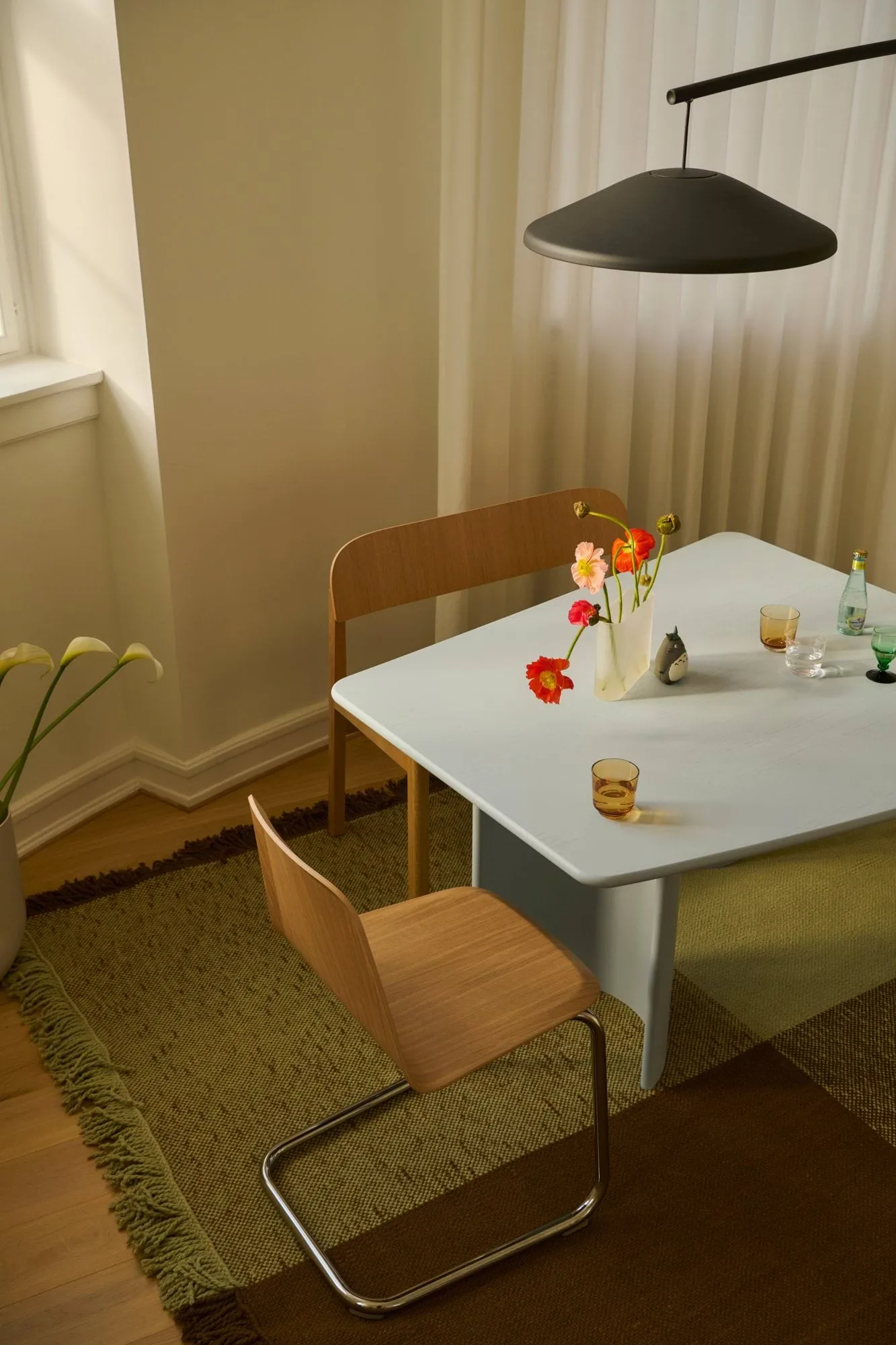 Re-norm τραπεζαρία, Light blue, 130x120 εκ. Muuto