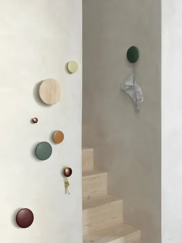 The Dots άγκιστρο ρούχων βελανιδιά - δρυς, μεσαίο - Muuto