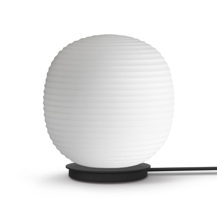 Lantern Globe επιτραπέζιο φωτιστικό μεσαίο, Παγωμένο λευκό οπαλίνα New Works