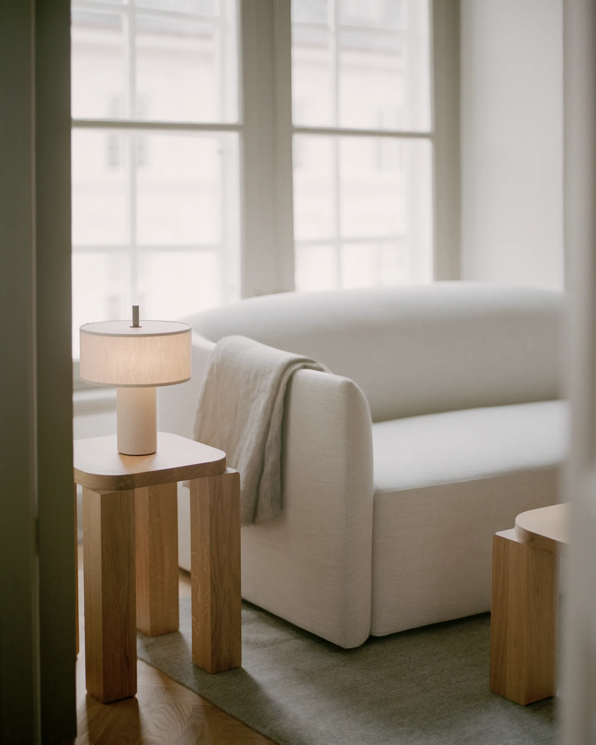 Margin φορητή επιτραπέζια λάμπα., Μπεζ New Works