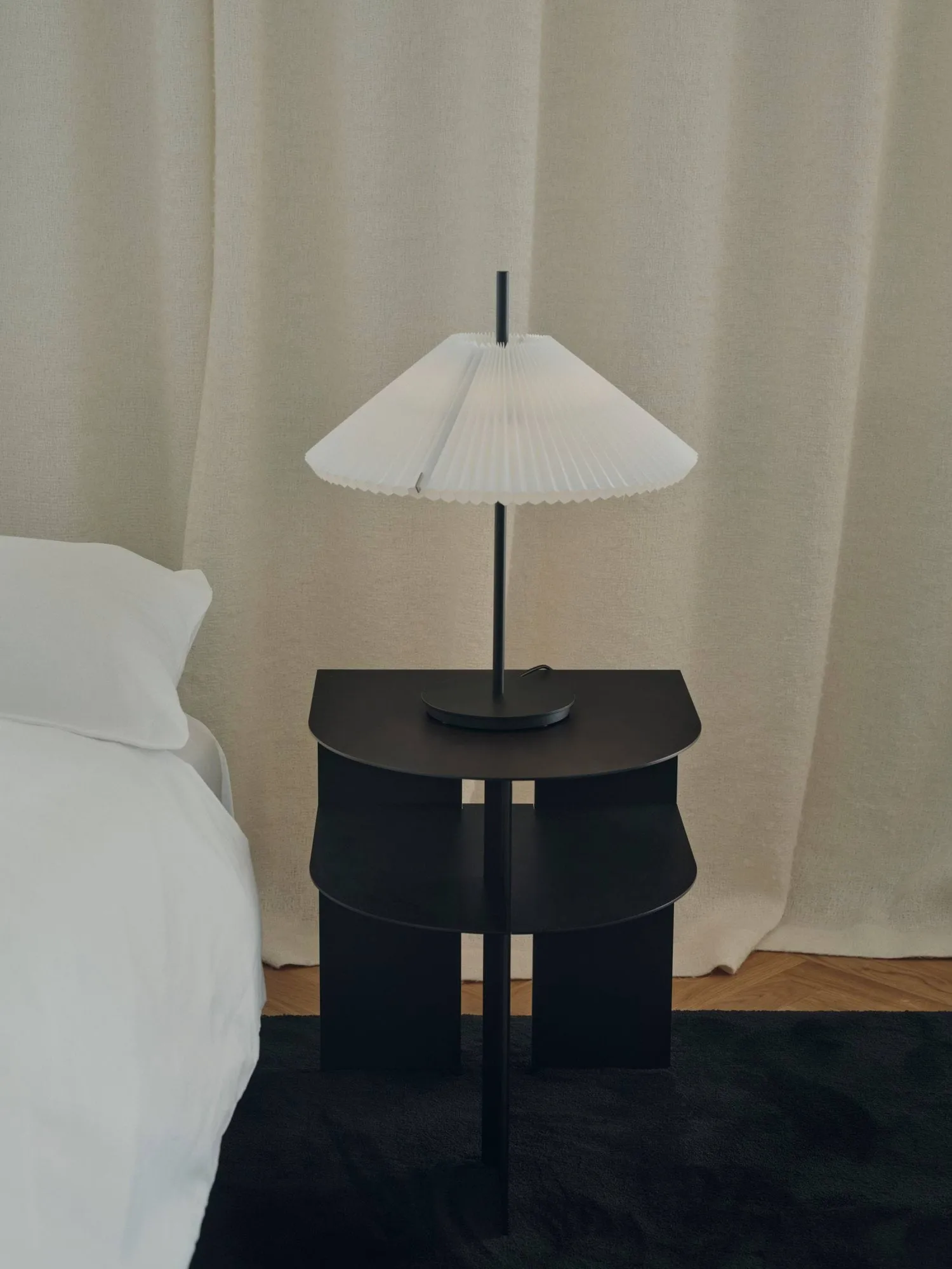 Rand βοηθητικό τραπέζι, Black New Works