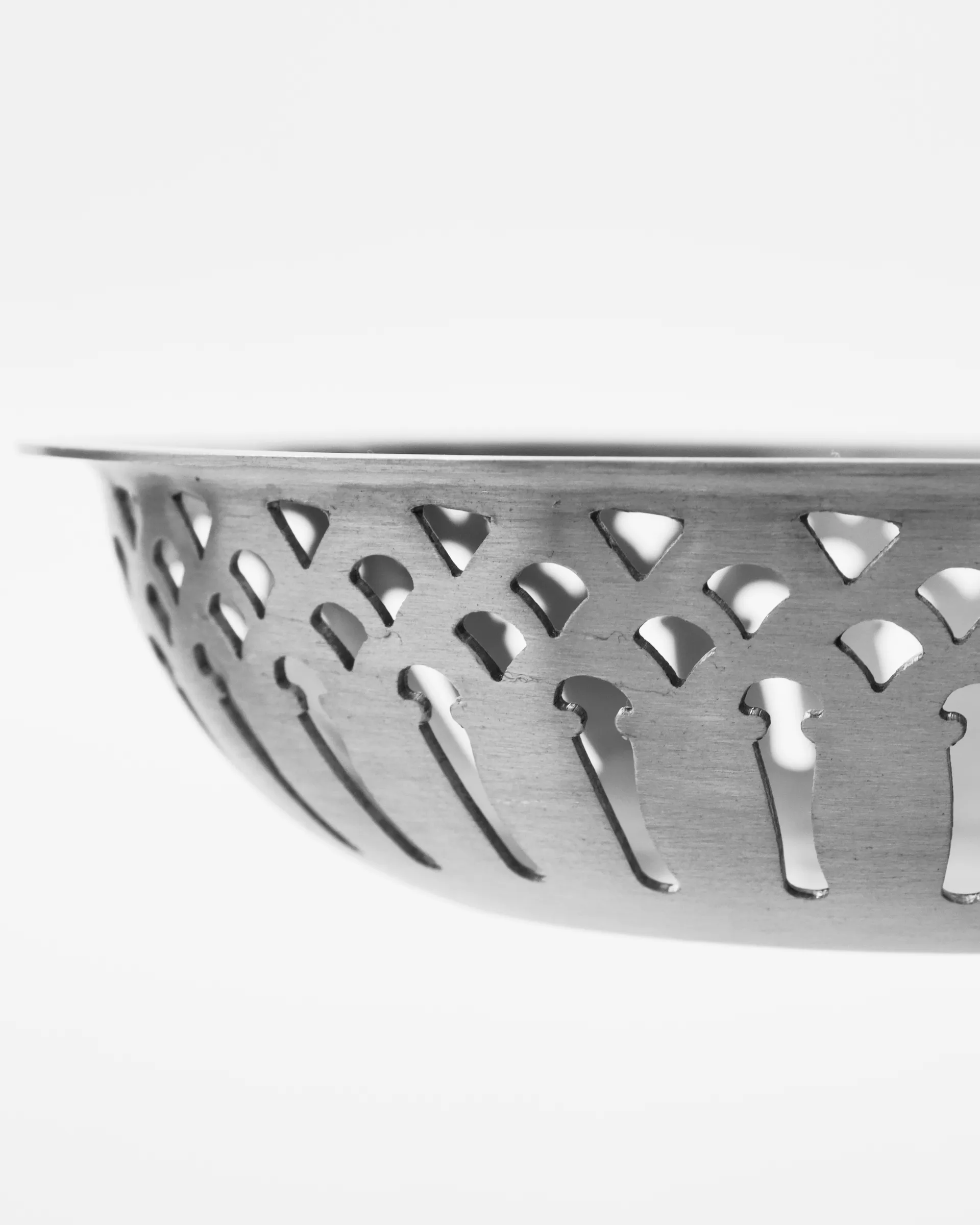 Nicolas Vahé καλαθάκι ψωμιού 2 τεμ., Αντικέ ασημένιο φινίρισμα Nicolas Vahé