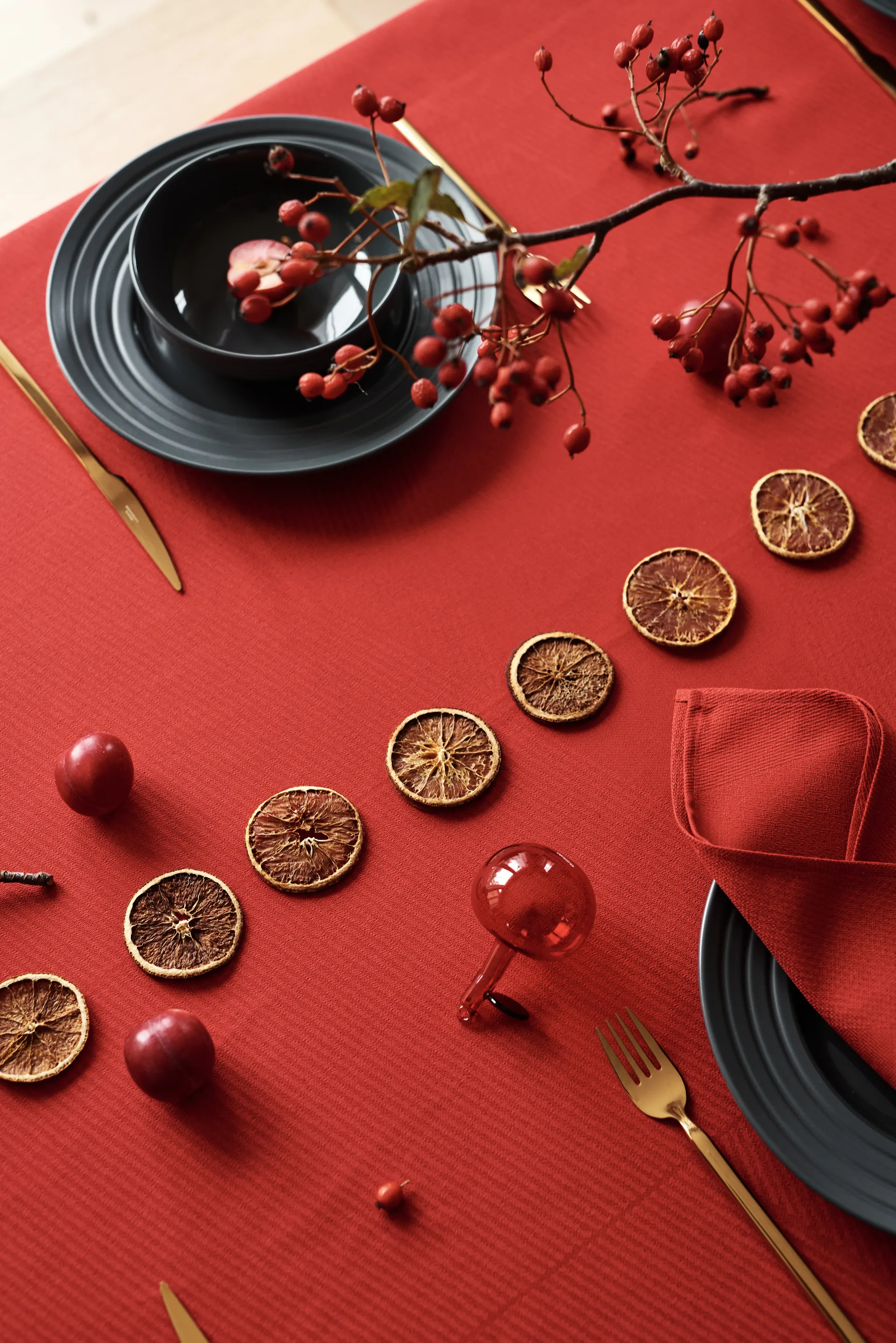 Γεωμετρικό τραπεζομάντιλο 147x250 cm, Κόκκινο NJRD