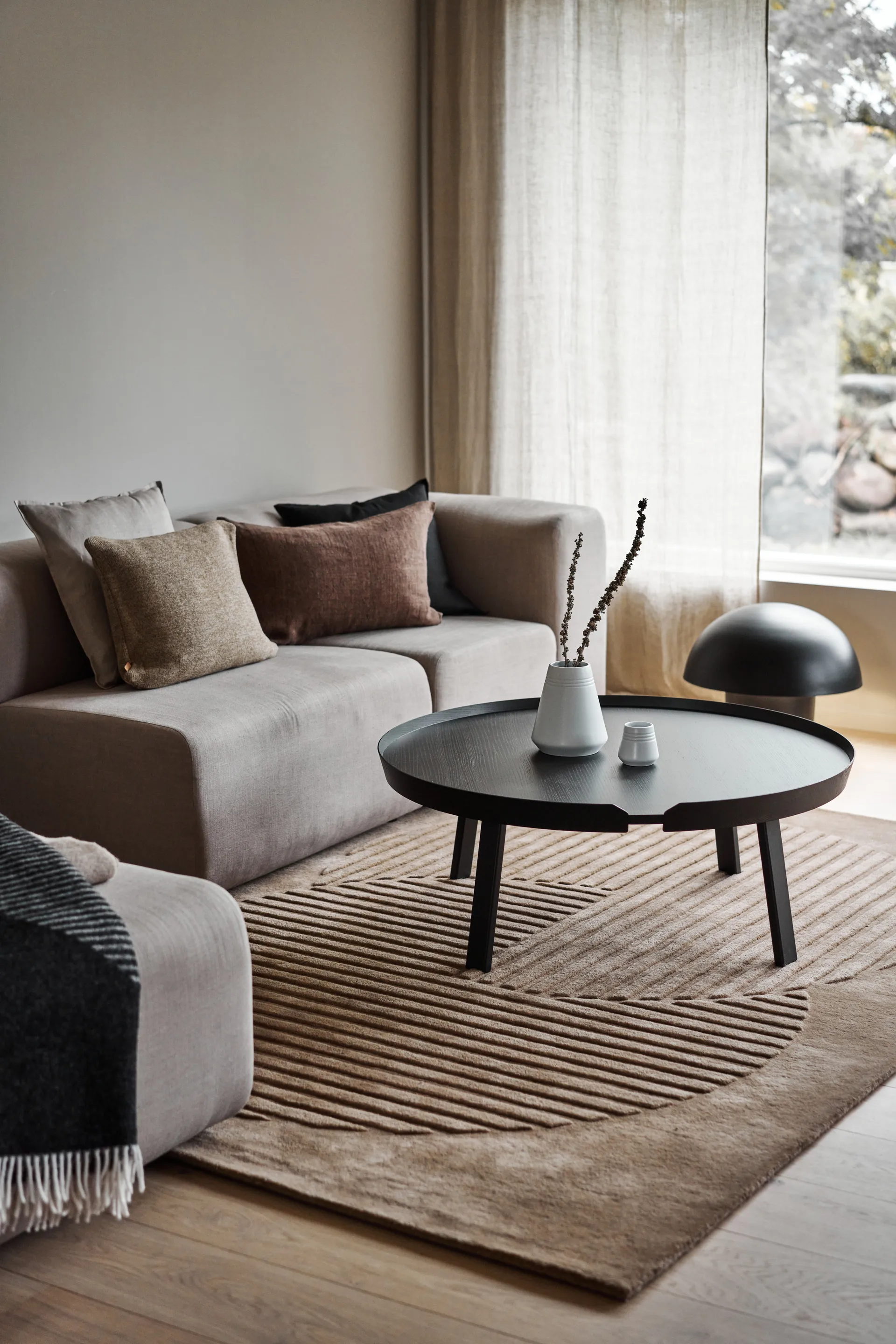 Levels μάλλινο χαλί κύκλοι μπεζ, 170x240 cm NJRD