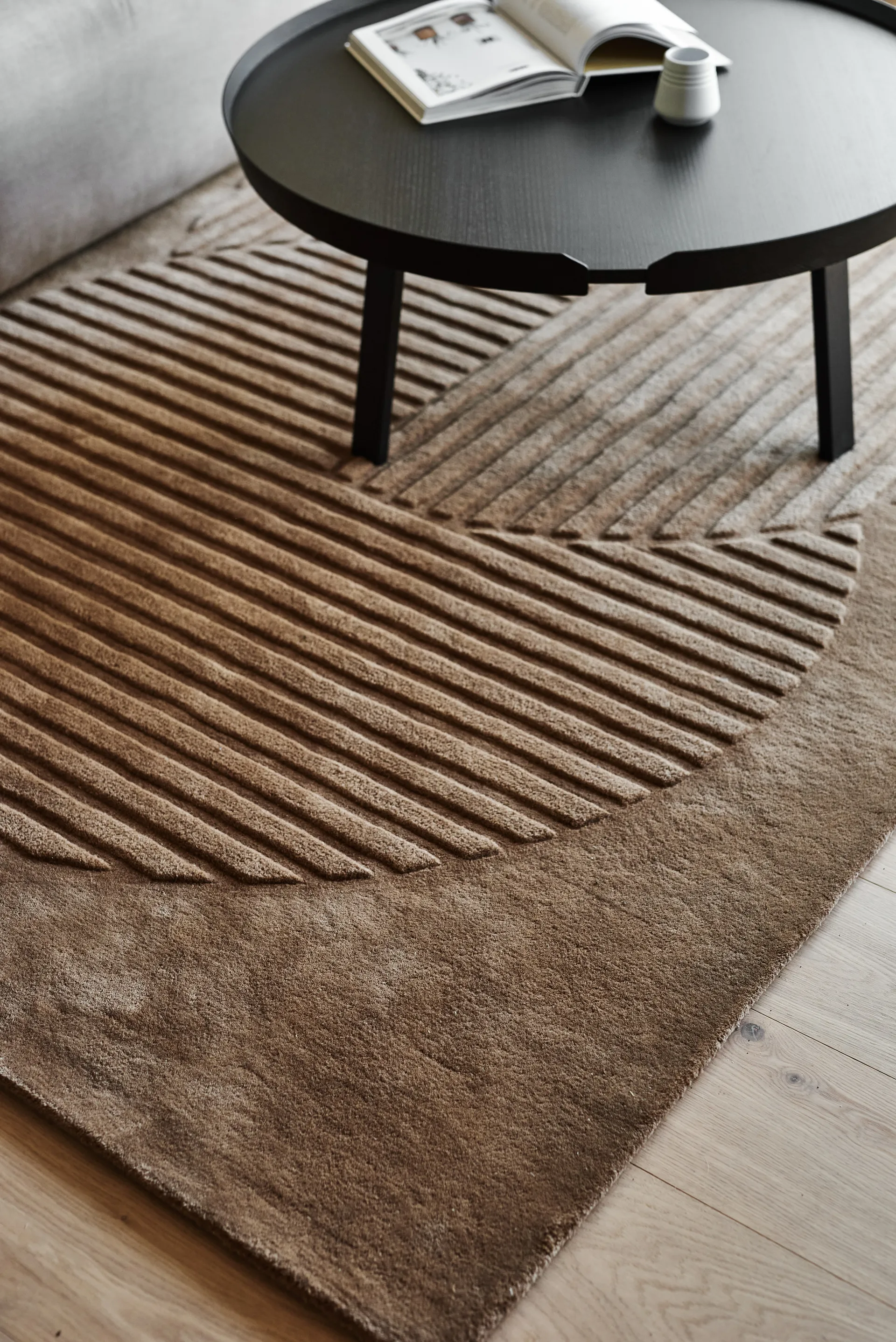 Χαλί από μαλλί Levels Circles, Μπεζ, 170x240 cm NJRD