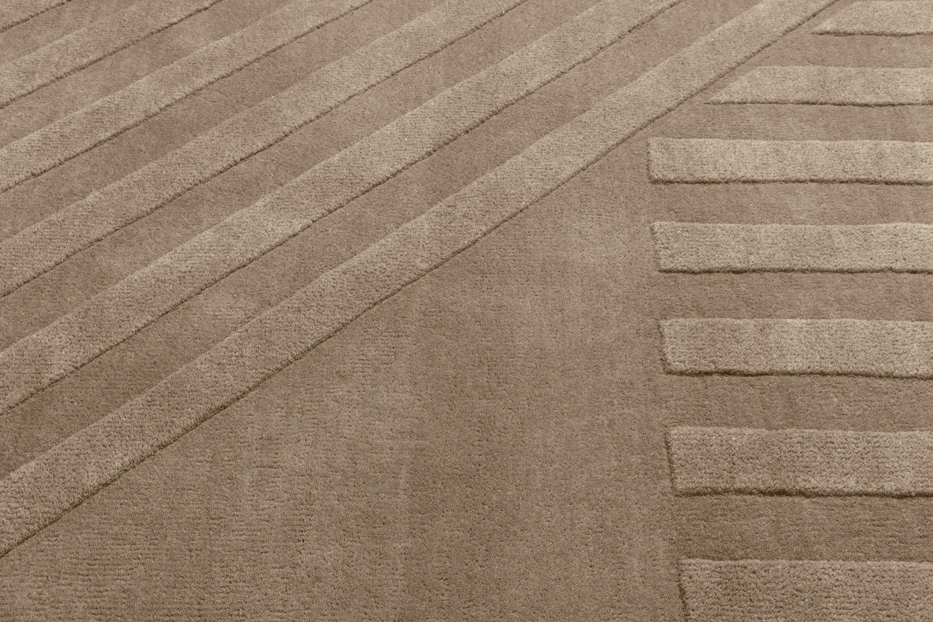 Χαλί από μαλλί Levels Stripes, Taupe, 170x240 cm NJRD