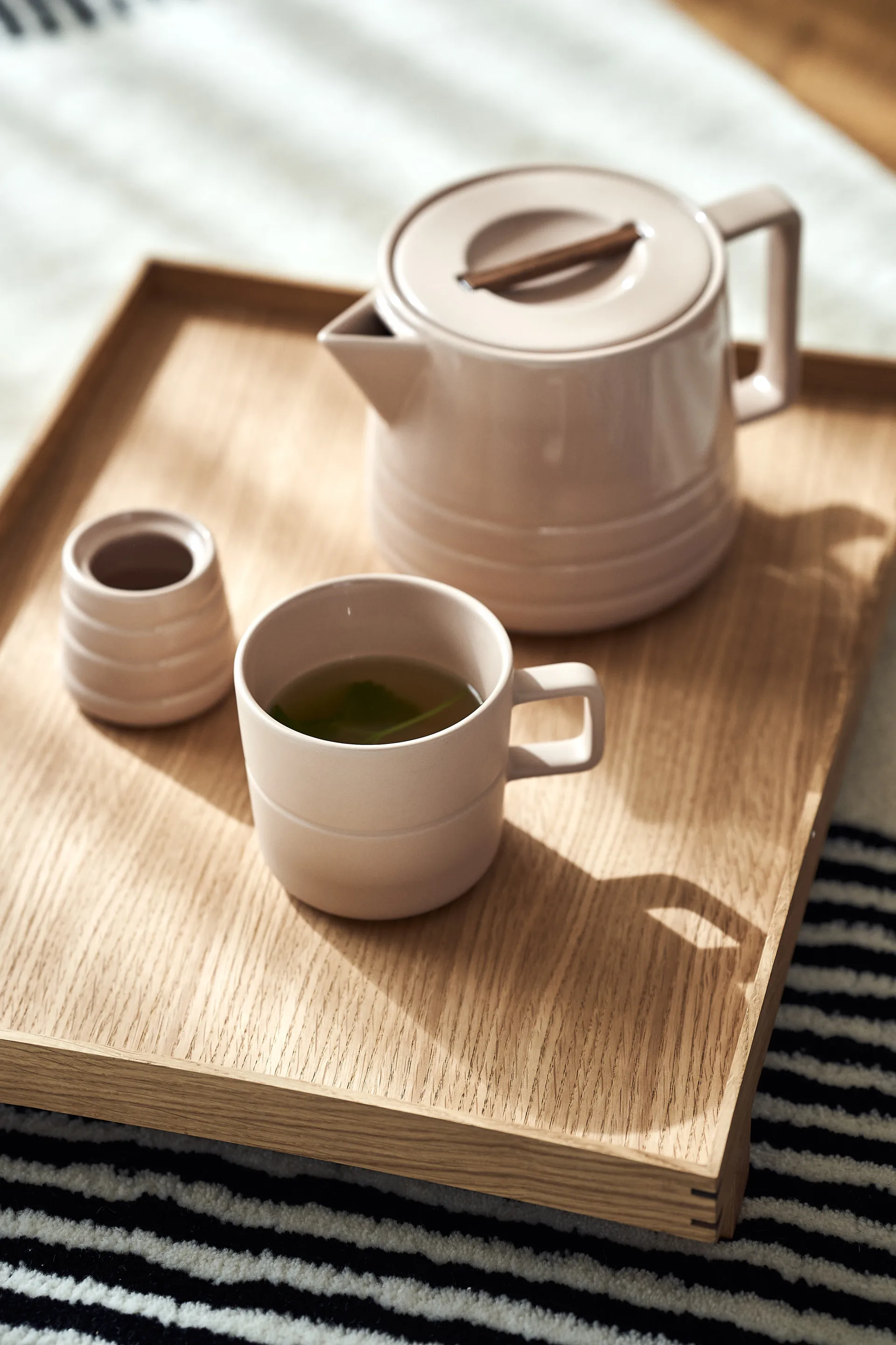 Lines τσαγιέρα 1,5 l, μπεζ NJRD