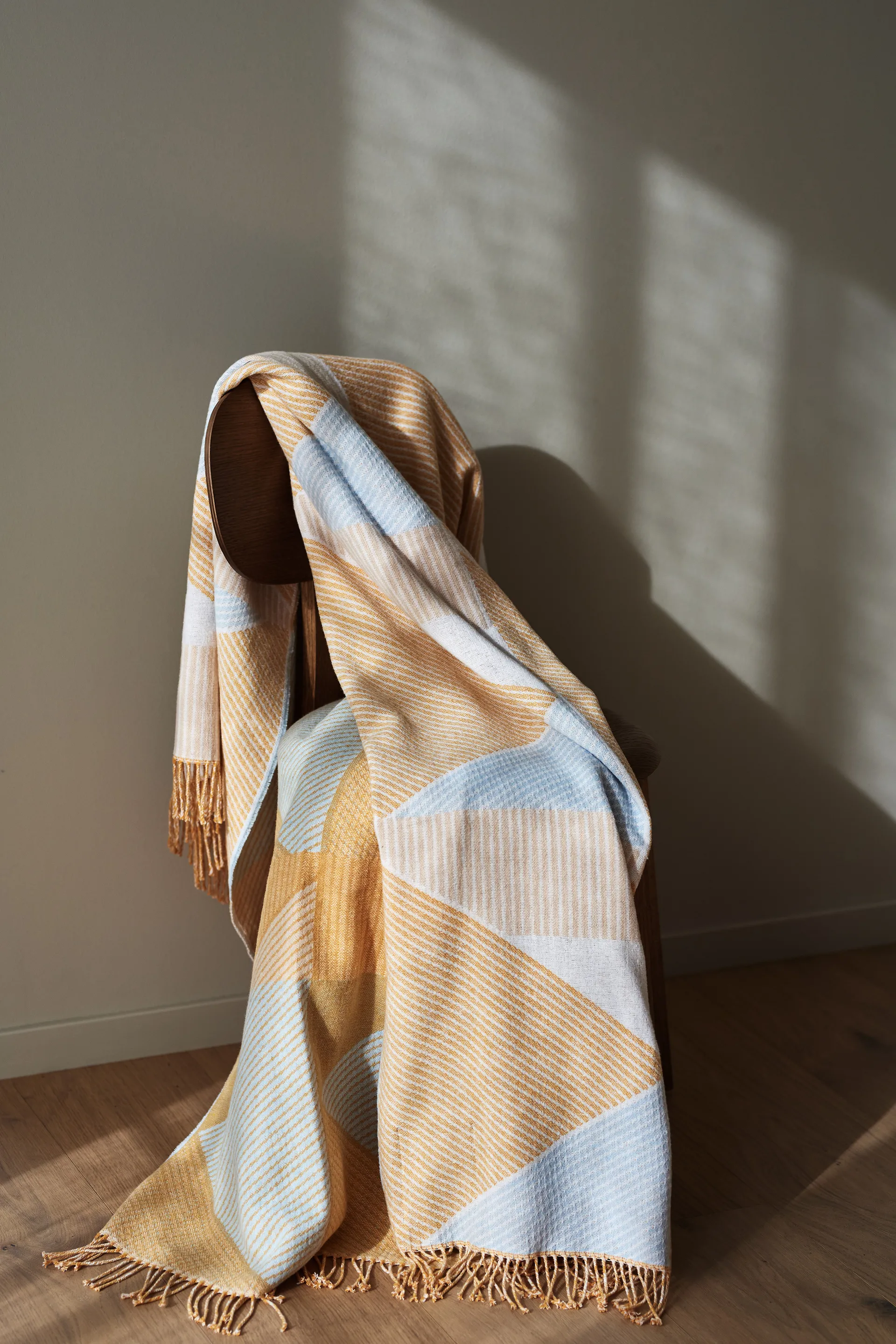 Metric focus No. 2 βαμβακερό ριχτάρι 130x185 cm, Κίτρινο NJRD