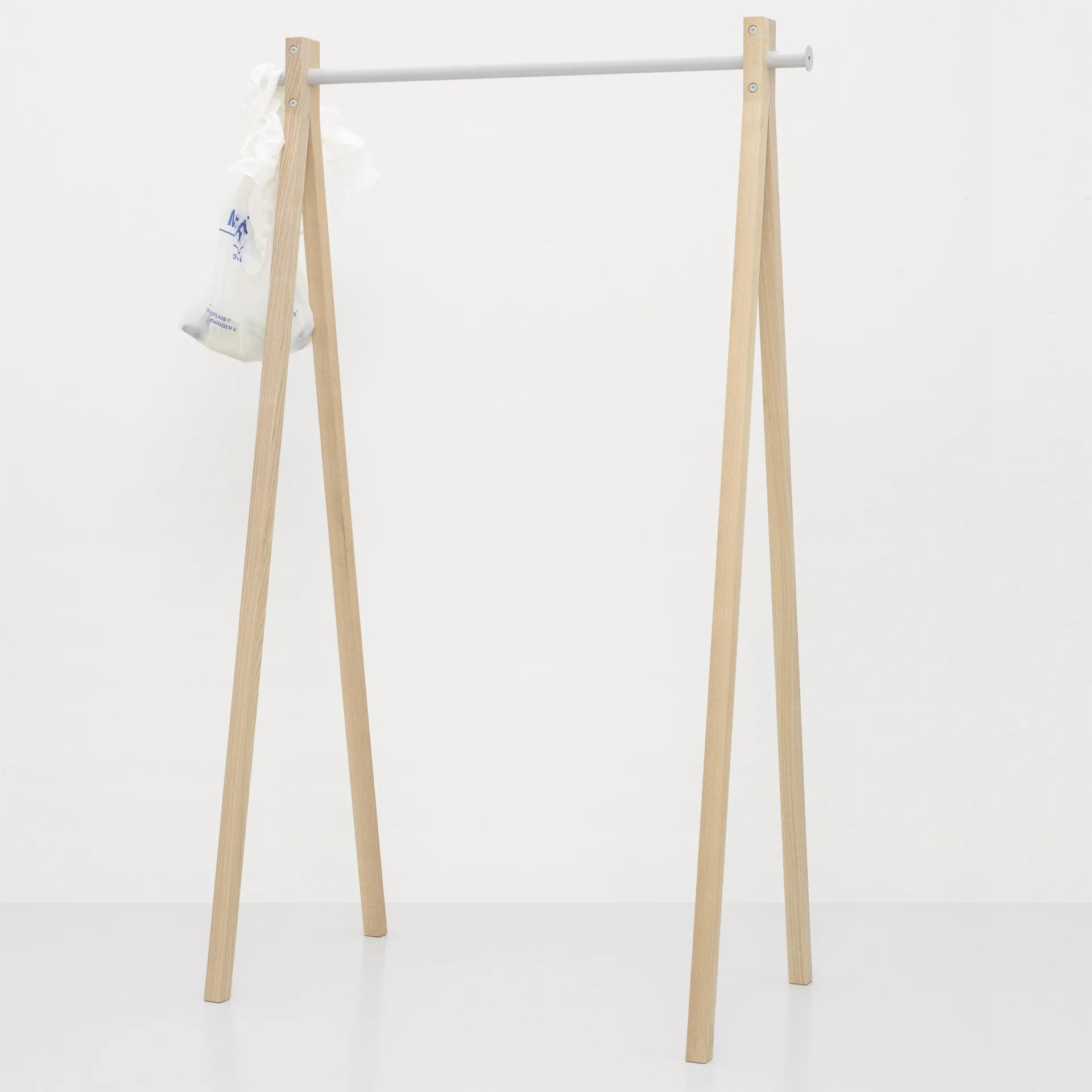 Dress Up 90 κρεμάστρα, φυσικό λευκό Nomess Copenhagen