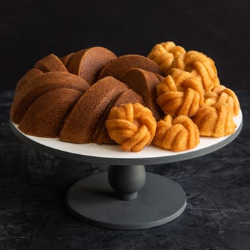 Nordic Ware 75th anniversary braided bundt φόρμα ψησίματος - 0,75 l μίνι - Nordic Ware