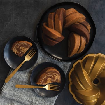 Nordic Ware 75th anniversary braided bundt φόρμα ψησίματος - 2,4 L - Nordic Ware