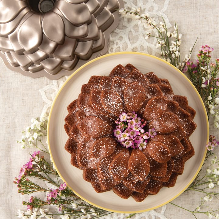 Nordic Ware blossom bundt φόρμα ψησίματος, 2,4 L Nordic Ware