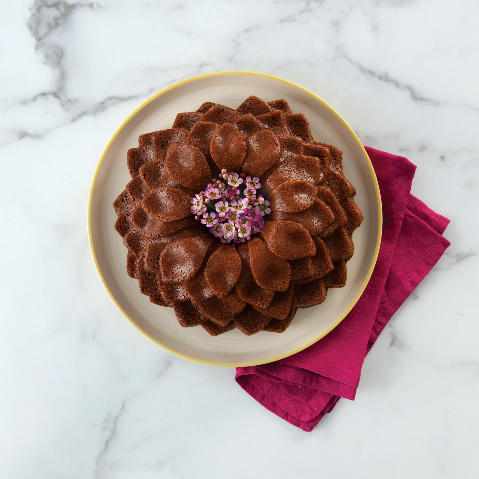 Nordic Ware blossom bundt φόρμα ψησίματος, 2,4 L Nordic Ware