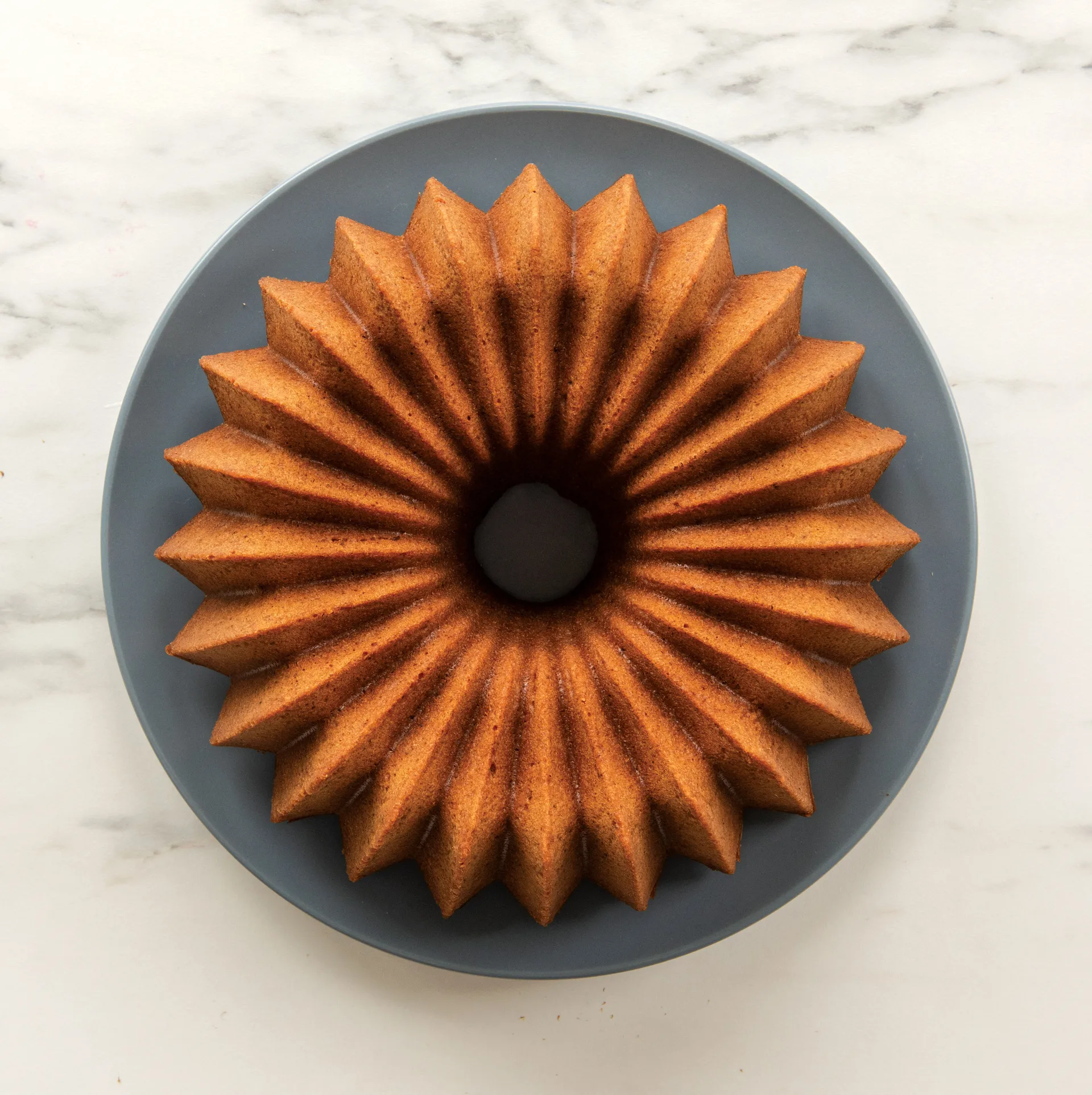 Nordic Ware brilliance bundt φόρμα ψησίματος, 2,4 L Nordic Ware