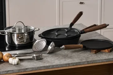 Nordwik τηγάνι για κρέπες από χυτοσίδηρο με ξύλινη λαβή - 25,5 εκ. - Nordwik