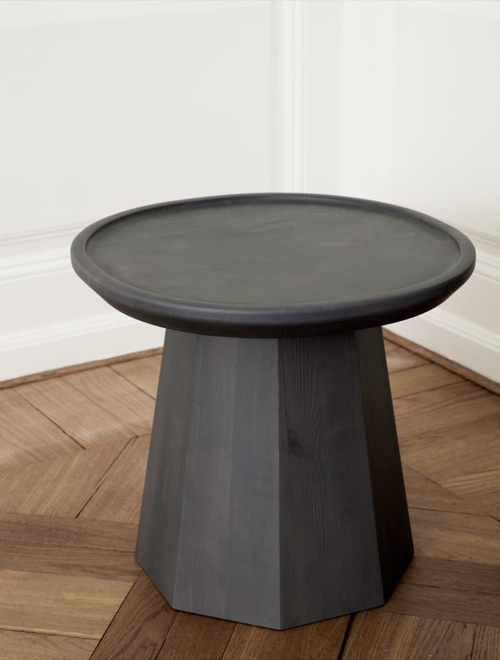 Μικρό τραπέζι από πεύκο Ø45 cm H:40.6 cm, Dark Grey Normann Copenhagen