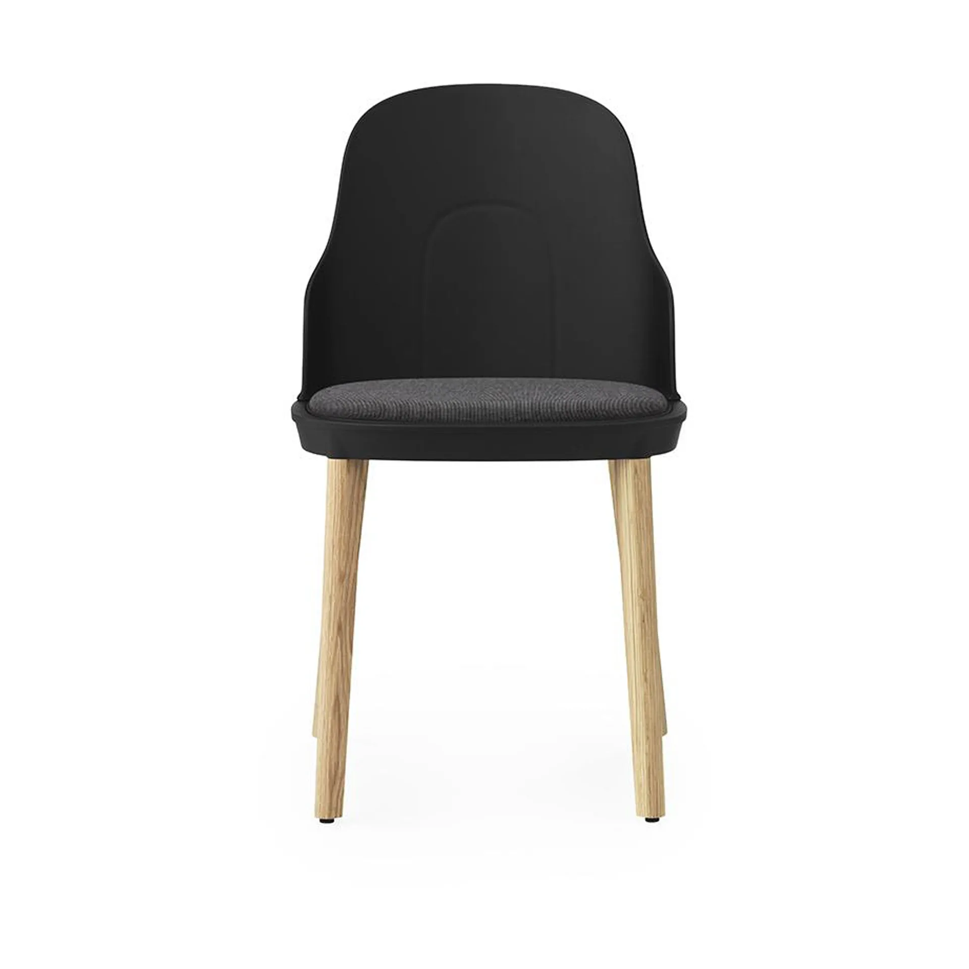 Allez καρέκλα με μαξιλάρι και δρύινα πόδια, Black Normann Copenhagen