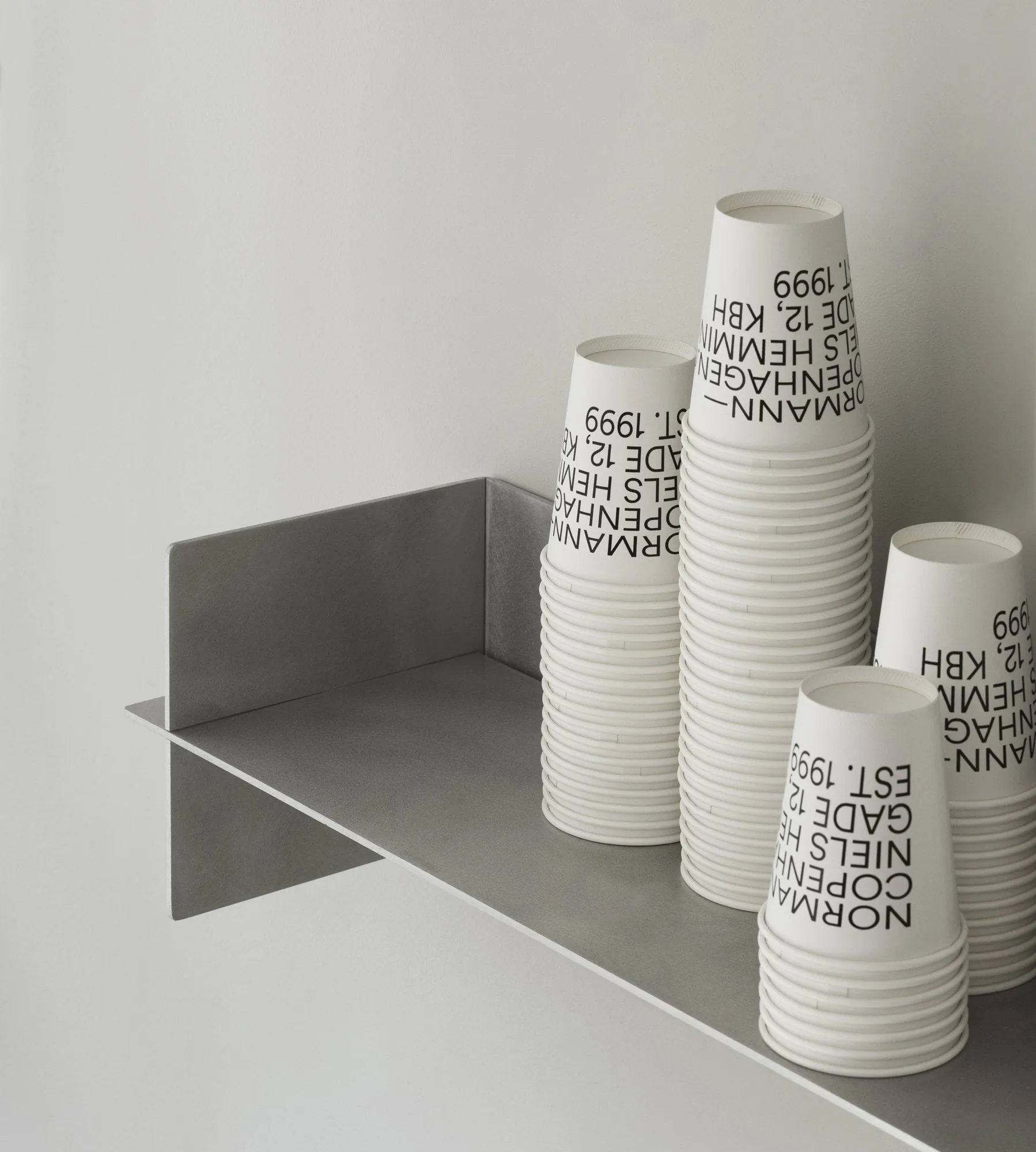Alu Shelf ράφι 80 cm, Αλουμίνιο Normann Copenhagen