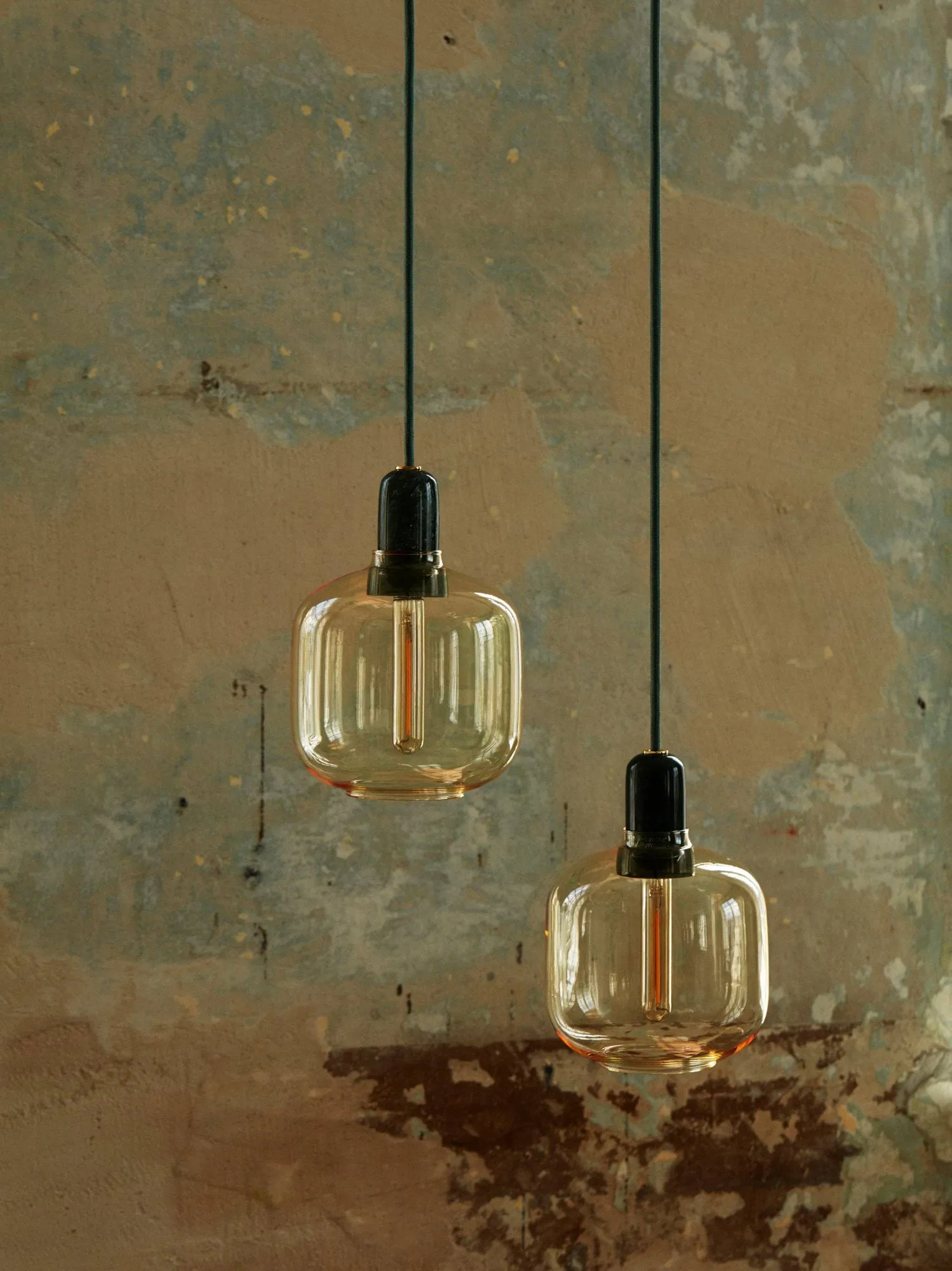 Amp φωτιστικό μικρό, χρυσαφί-πράσινο Normann Copenhagen