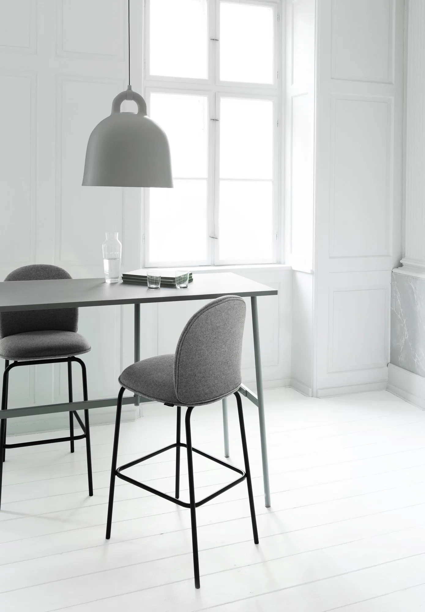 Bell φωτιστικό γκρι, μεσαίο Normann Copenhagen