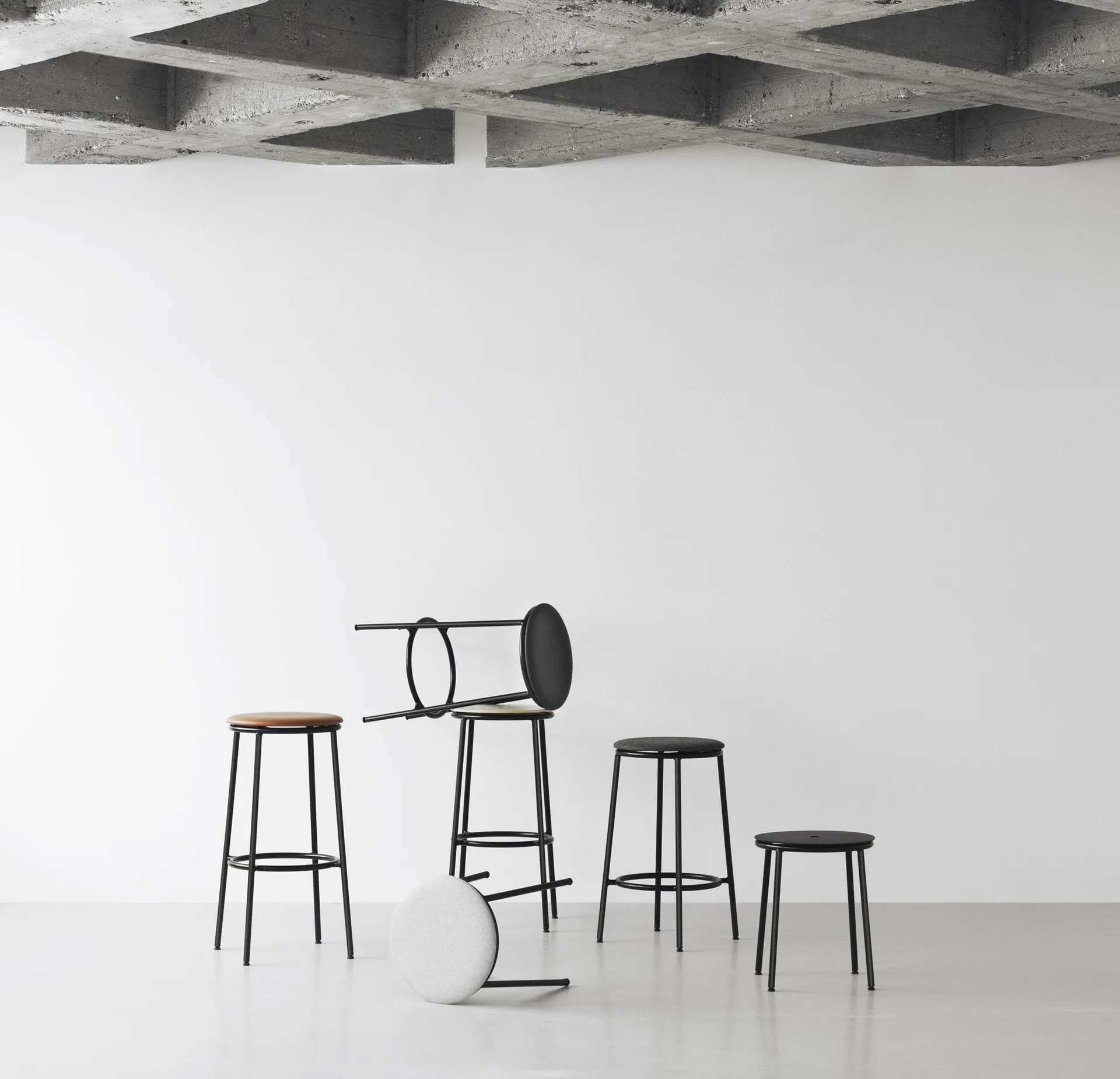 Σκαμπό, Circa, 45 εκ, Δρυς Normann Copenhagen
