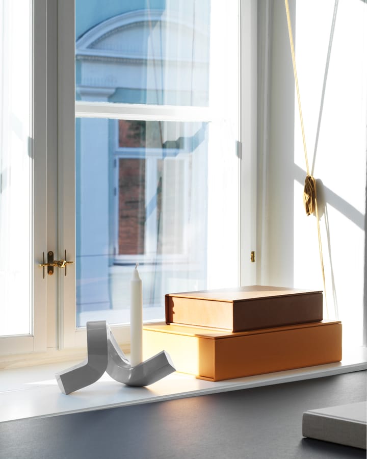 Κηροπήγιο Crooked 1, Warm grey Normann Copenhagen