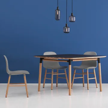 Τραπεζαρία Form 120x120 cm - Πράσινο. δρύινα πόδια - Normann Copenhagen