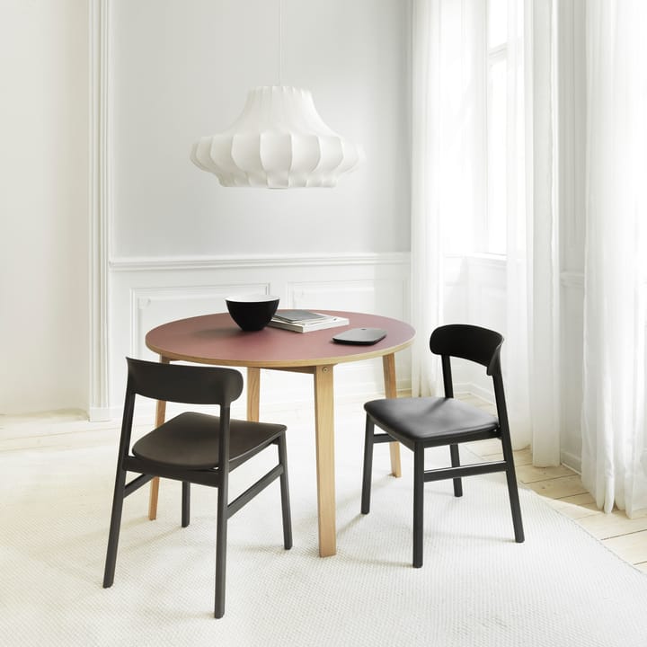Καρέκλα Herit δέρμα-μαύρη δρυς, μαύρο Normann Copenhagen
