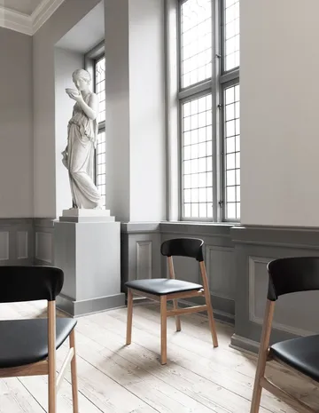 Καρέκλα Herit δέρμα-μαύρη δρυς - μαύρο - Normann Copenhagen