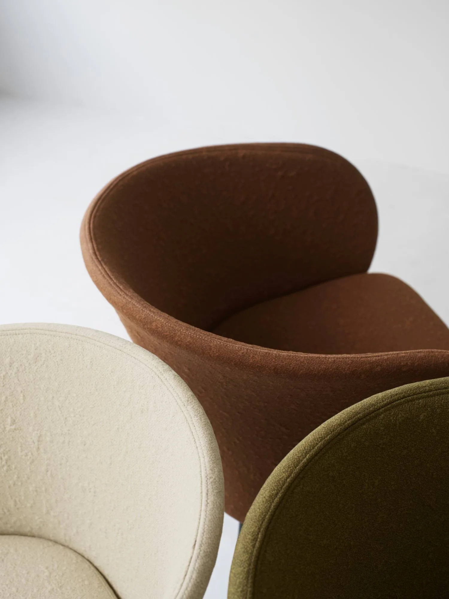 Knit καρεκλοπολυθρόνα, Sand-black steel Normann Copenhagen