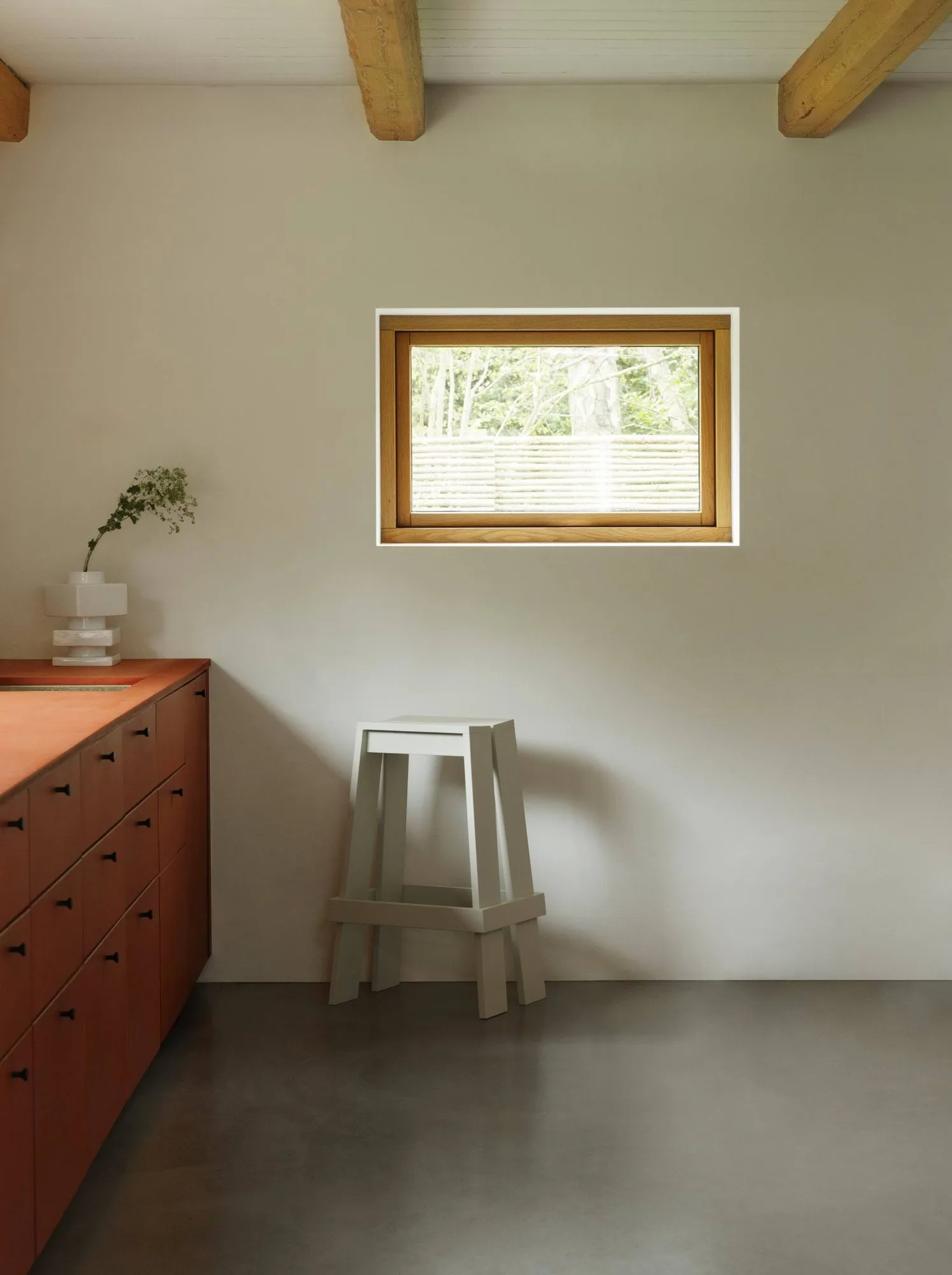 Let σκαμπό μπαρ 75 cm, Light Grey Normann Copenhagen