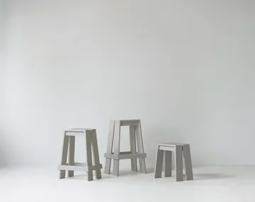 Let σκαμπό μπαρ 75 cm - Light Grey - Normann Copenhagen
