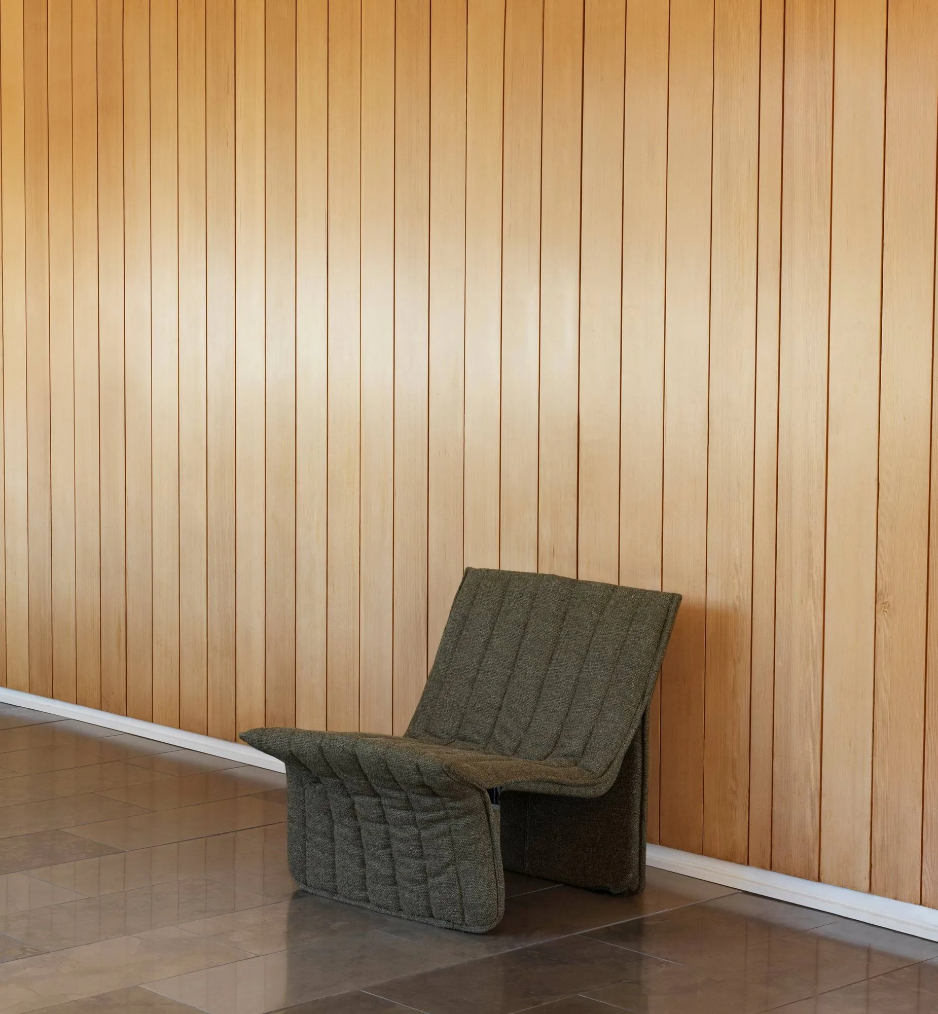 Limit πολυθρόνα lounge, Remix 223 beige Normann Copenhagen